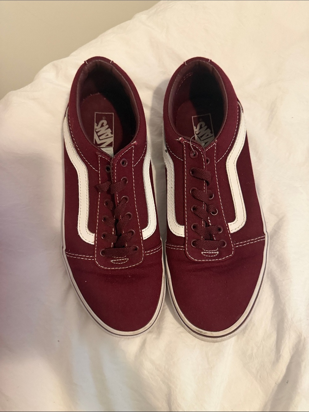 Vans Kids Old Skool Sneakers in Burgundy with White Side Stripe